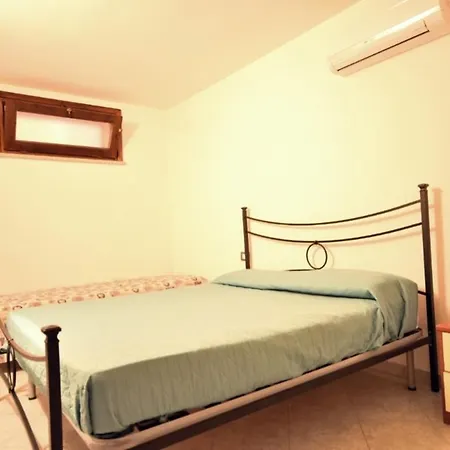 Appartamento Con Piscina Apartment *